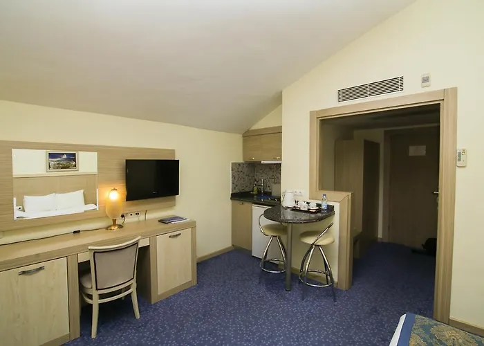 Hotel King Cankaya 4*